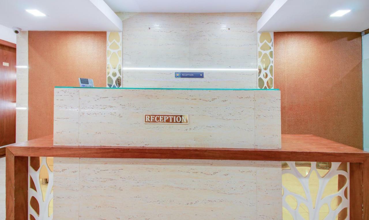 Hotel Oxford Мумбаи Экстерьер фото